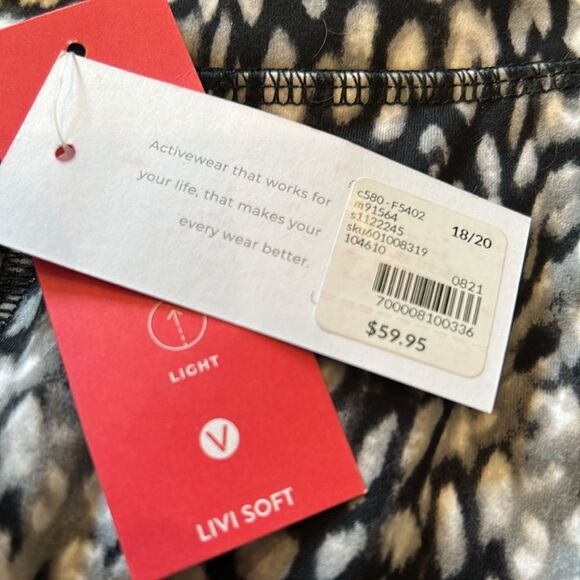 Lane Bryant LIVI leggings soft light and stretchy size 18/20 new - Picture 10 of 10